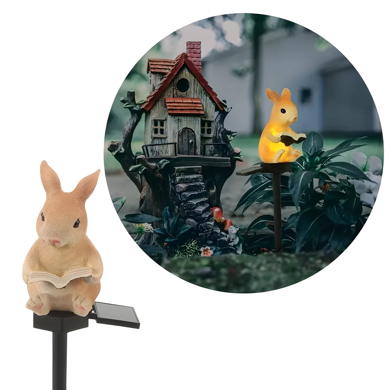Fabelux Solar Gartenleuchte Hase | Lesender Deko-Hase mit LED | Wetterfest & Dämmerungssensor | Kunstharz