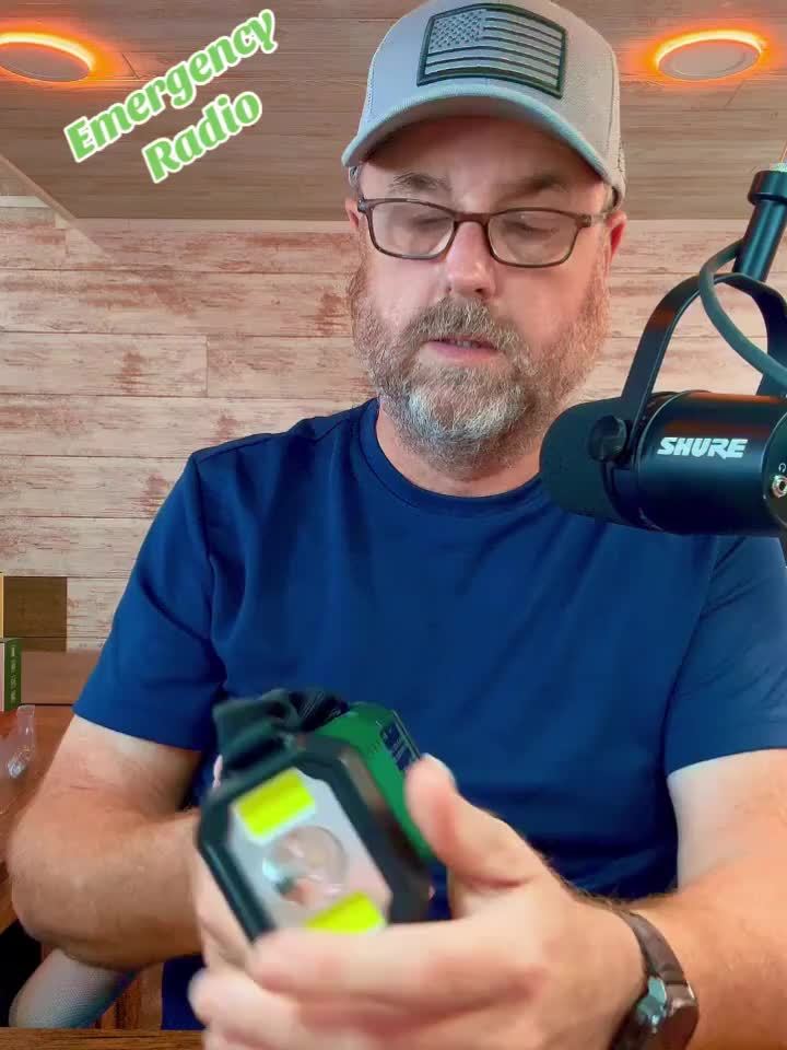 StormMate X10 Notfallradio mit 10.000 mAh Powerbank | Solar, Kurbel & USB-C | LED-Licht, SOS-Alarm & Kompass | AM/FM/NOAA
