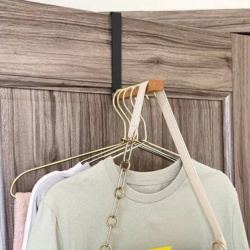 HangClothes – Der faltbare Premium-Türhaken!