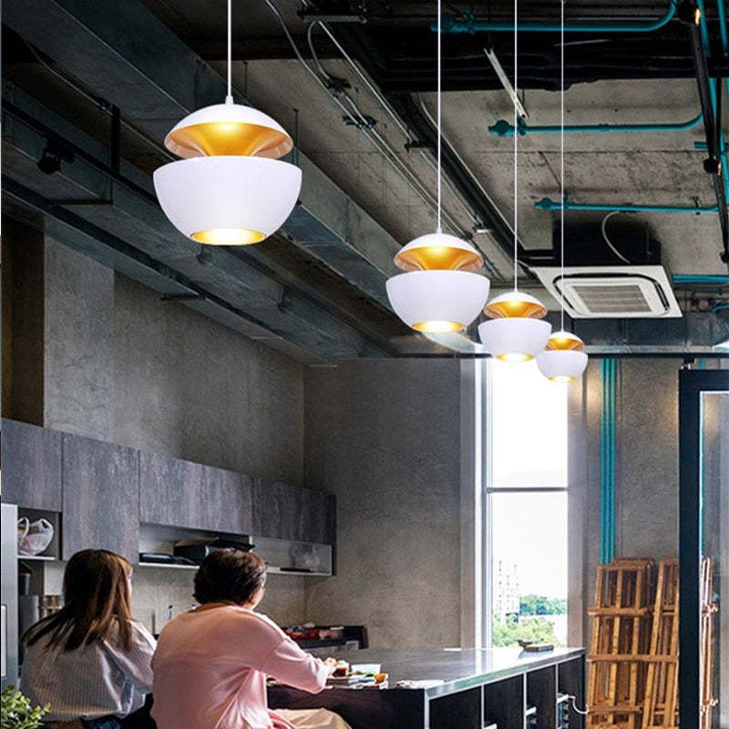 LED Hängeleuchte LumiAstra | Modernes Design | Höhenverstellbar | Metall Schwarz-Weiß