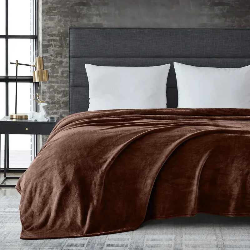 Fleecedecke WarmNest | Dick & Flauschig | Für Alle Jahreszeiten