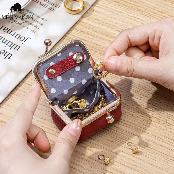 GlitzNest – Ihr Schmuck, immer schick für unterwegs!