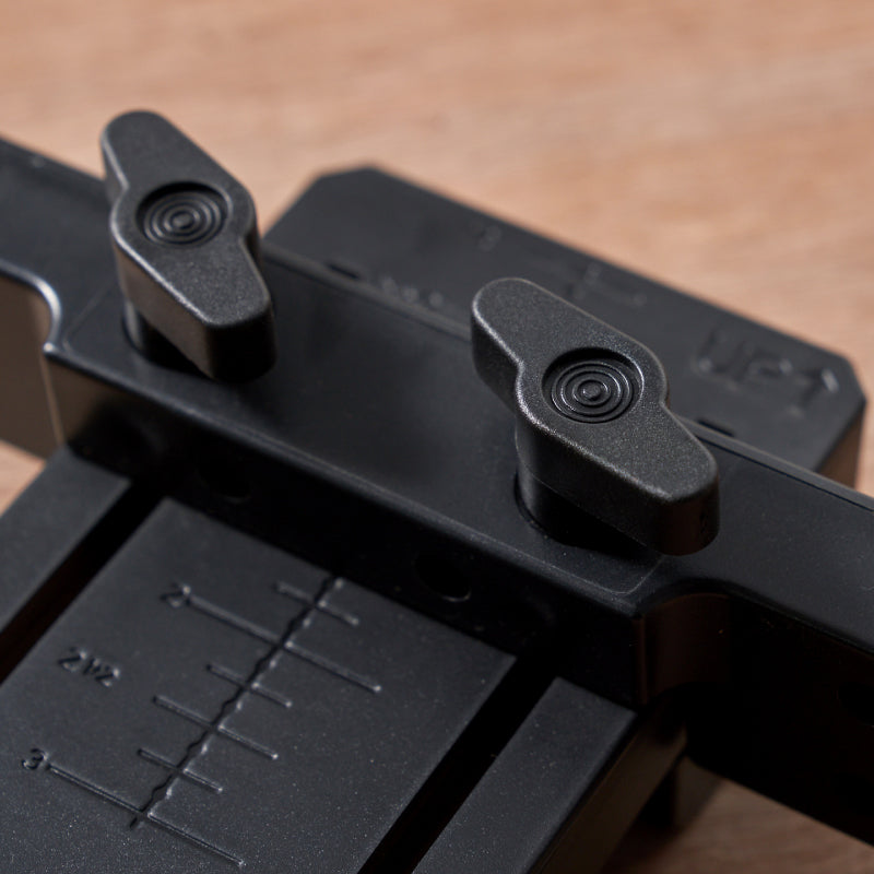 CabiAlign – Perfekte Schranktüren in Minuten