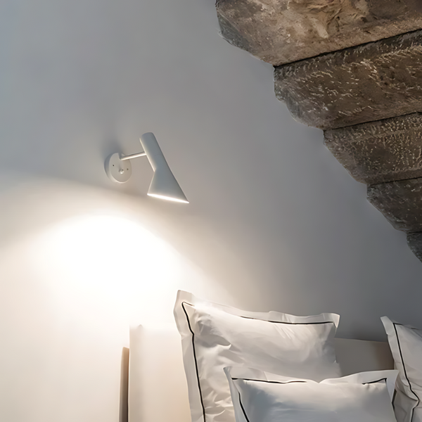 Wandlampe LumiVera Vintage | Nostalgischer Look mit moderner Technik | Robustes Eisen | Für Wohnzimmer, Flur & Essbereich