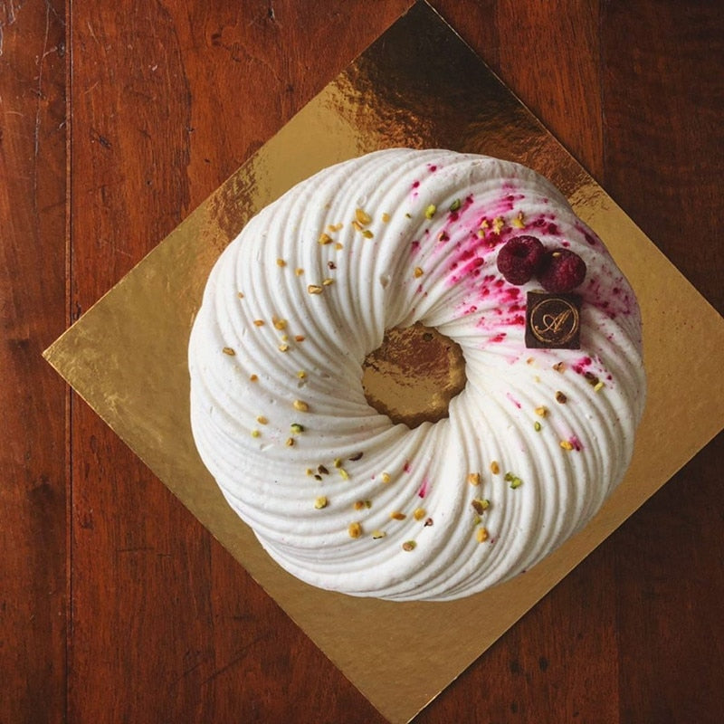 SweetForm – Erstellen Sie in Minuten professionell aussehende Kuchen wie ein Konditor!