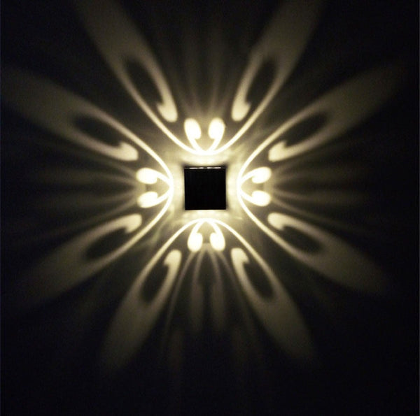 LumoWall LED Wandleuchte | RGB & Warmweiß | Dimmbar | Silber | 8x8x8 cm