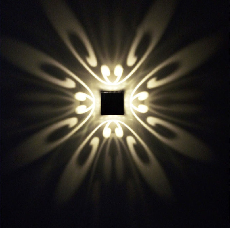LumoWall LED Wandleuchte | RGB & Warmweiß | Dimmbar | Silber | 8x8x8 cm