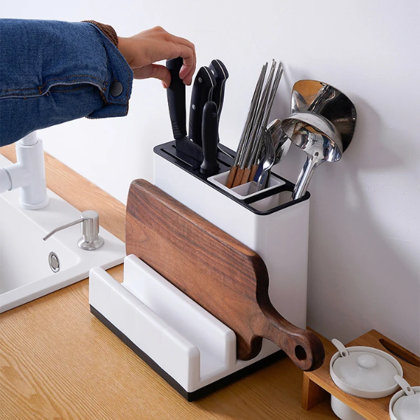 PureKitchen – Hygiene- und Ordnungslösungen für Besteck