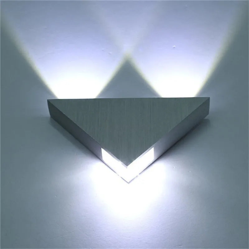 SolarGlow Gartenleuchte | LED Beleuchtung mit Solarpanel | Automatisch & Wetterfest | Edelstahl & Kunststoff