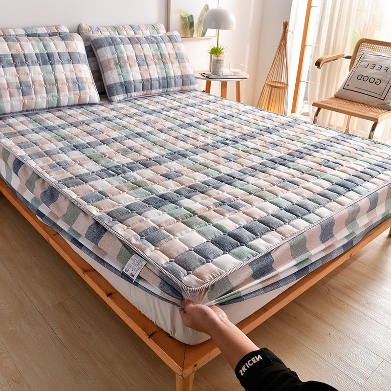 EasySleep - Atmungsaktiver, seidiger Matratzenbezug