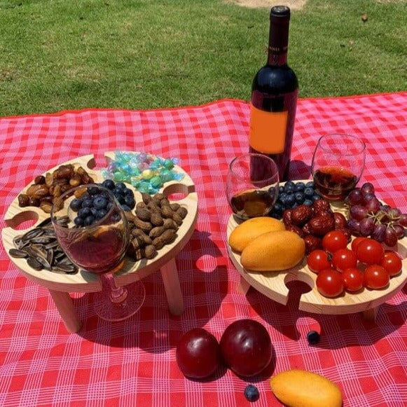 SnackTable – Der klappbare All-in-One-Tisch, ideal für perfekte Picknicks!