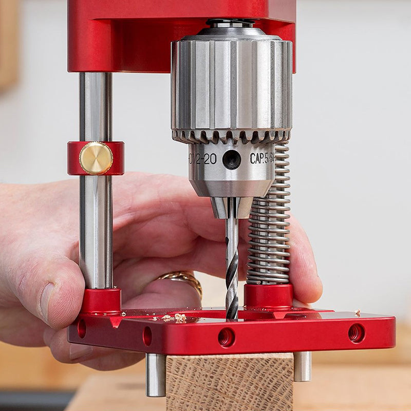 WerklinQ Präzisions-Bohrhilfe für Holz | Exakte Positionierung & Markierung | Robuste Konstruktion aus legiertem Stahl