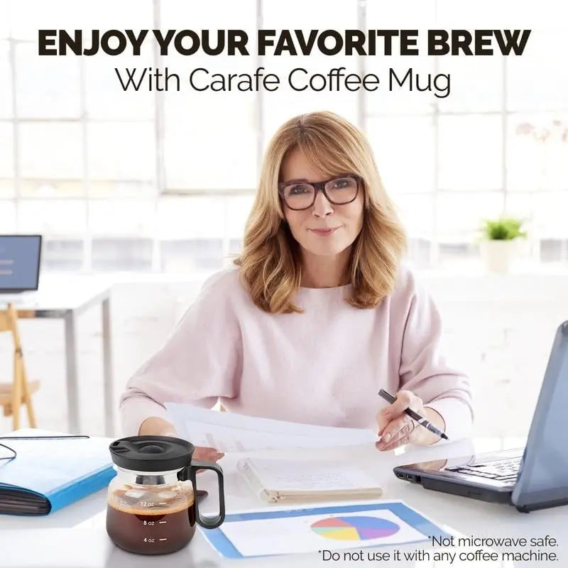 BrewMate – Stilvoller Glasbecher mit Kaffeekannen-Design