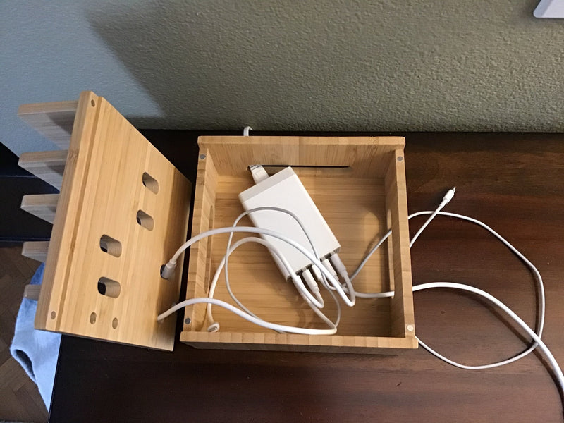 Tekavo ChargeDock Ladestation aus Bambus | 5-Port USB & Organizer | Für Smartphone, Tablet & Smartwatch | Inkl. Kabelset
