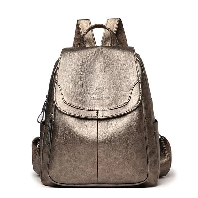 Lederrucksack UrbanVault | Antidiebstahl-Design | Eleganter Reisebegleiter | Für 15" Laptop