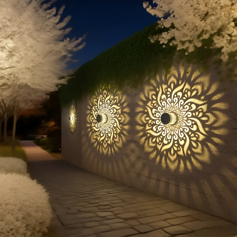 Solavero Solar Wandleuchte | Warmweißes LED-Licht | IP65 Wetterfest | Modernes Cut-Out-Design