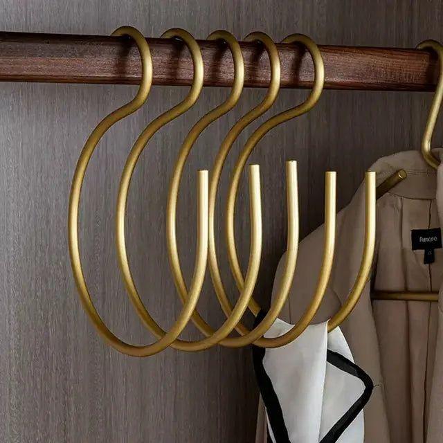 Formessé S-Form Kleiderbügel Set (5 Stück) | Platzsparend & Knitterfrei | Mattgold oder Silber | 20 × 25 cm