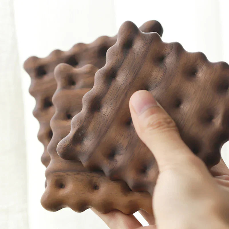 BiscWood – Stilvolle Untersetzer im Keksdesign!