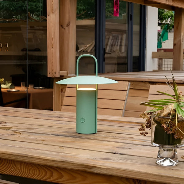 LumiAura LED Gartenlampe Wiederaufladbar | Wasserdicht & Kabellos | Warmweißes Stimmungslicht | 7x19x24 cm