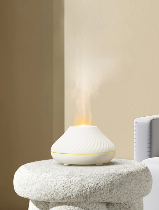 LumiFlare Aromadiffusor | Flammeneffekt & Beruhigender Nebel | 130 ml | Für Entspannung & Wohlfühlatmosphäre