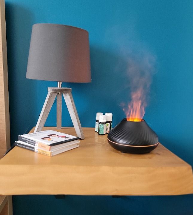 LumiFlare Aromadiffusor | Flammeneffekt & Beruhigender Nebel | 130 ml | Für Entspannung & Wohlfühlatmosphäre