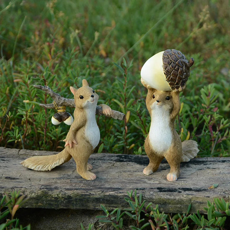 NutCharm – Das Deko-Eichhörnchen mit Herz!