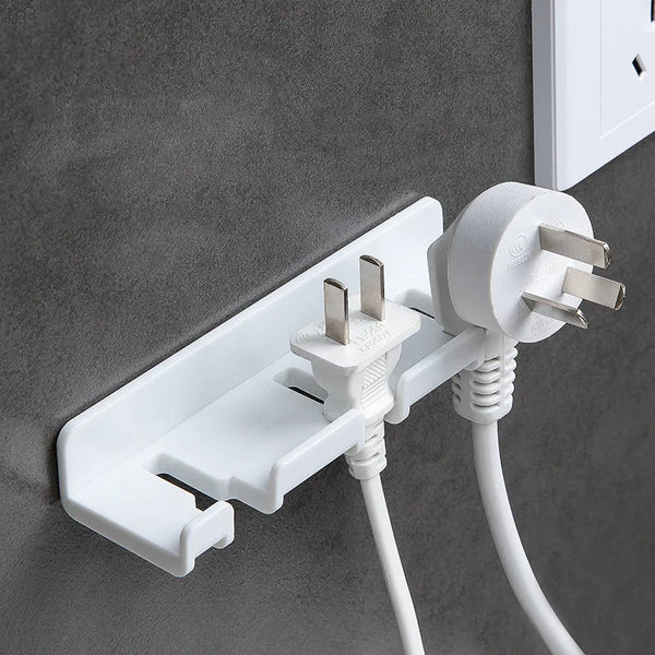 Plugsy Steckerhalter selbstklebend | Kabelführung & Wandhaken | Ohne Bohren | 13,4×4cm