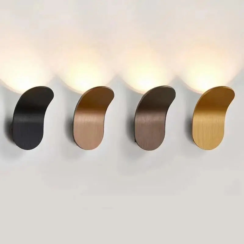 SkandiGlow Wandleuchte | LED Skateboard-Design | Modern & Kreativ