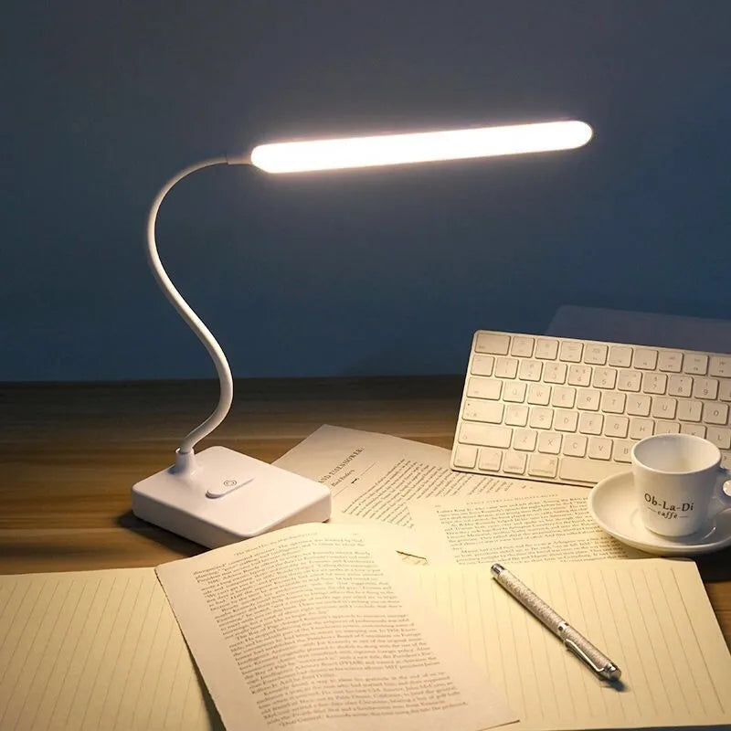 LED Tischlampe | Augenschonend & Dimmbar | Touch-Steuerung | USB Ladefunktion & Handyhalter