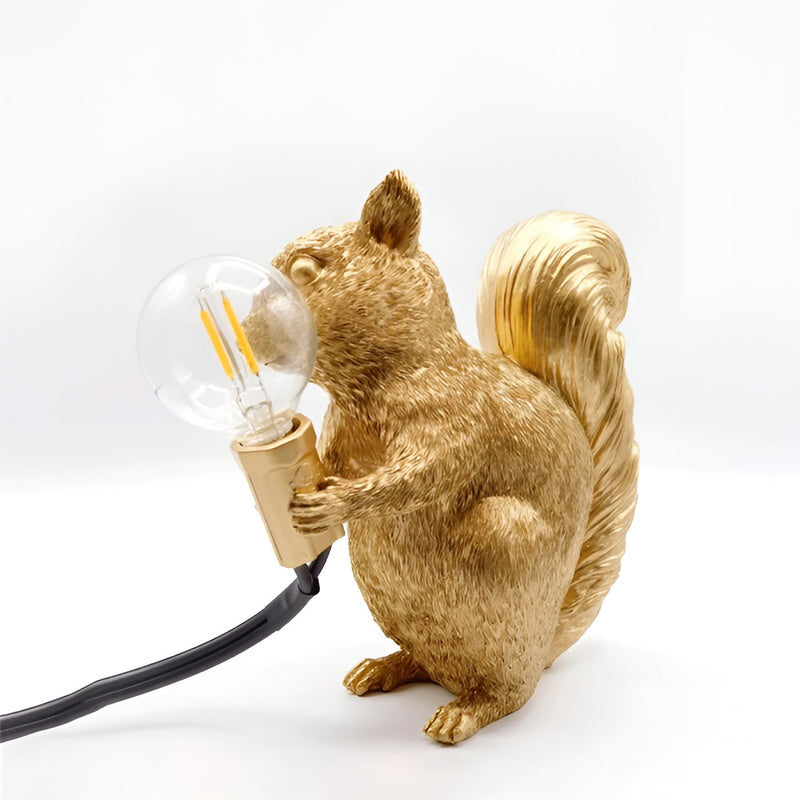 NordiLicht Tischlampe Eichhörnchen | Nordic Design | Warmes LED-Licht | Harzfigur