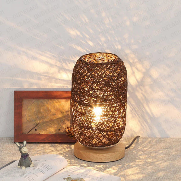 HolzLuma LED Tischlampe | Handgefertigt aus Holz & Seil | Warmweißes Licht | Für Schlafzimmer & Wohnzimmer