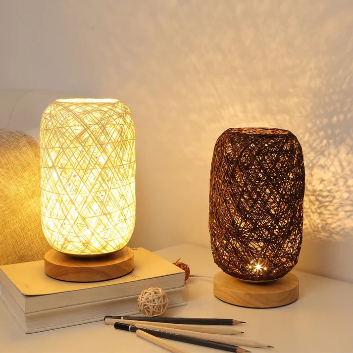 HolzLuma LED Tischlampe | Handgefertigt aus Holz & Seil | Warmweißes Licht | Für Schlafzimmer & Wohnzimmer