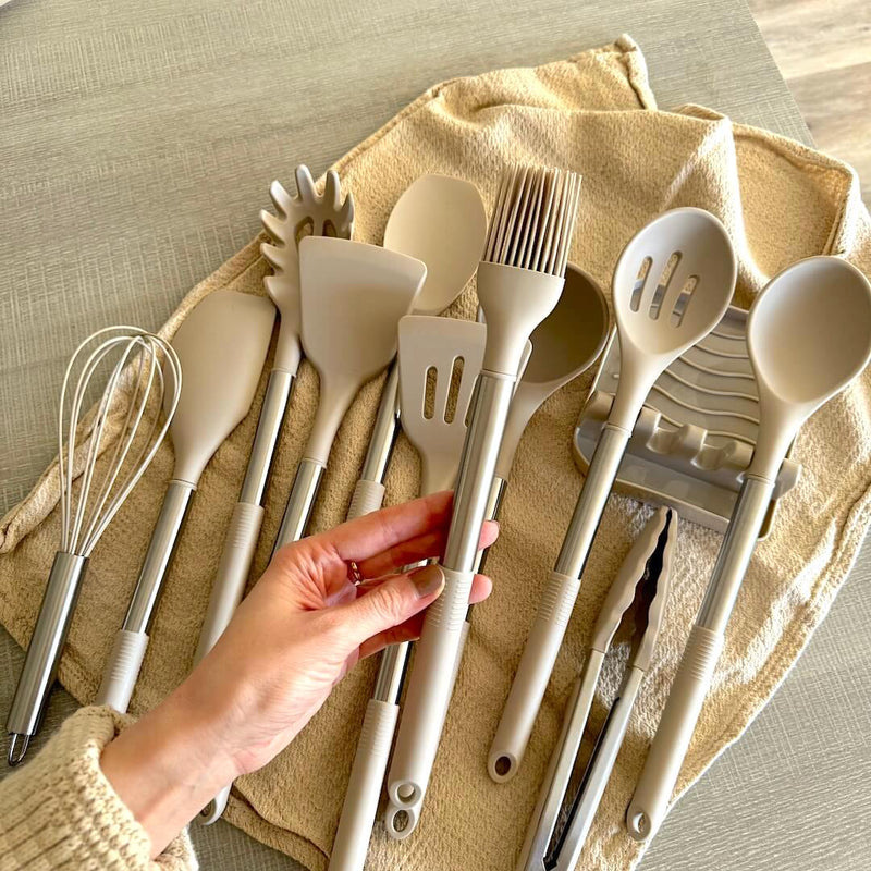 Cheféa FlexKit Küchenutensilien Set 12-teilig | Hitzebeständiges Silikon | Mit Halter | BPA-frei