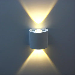 Velunara LED Wandleuchte Modern | 40 LEDs | Warmweiß 3000K | IP65 Wasserdicht | 7,7×7,7 cm | Aluminium