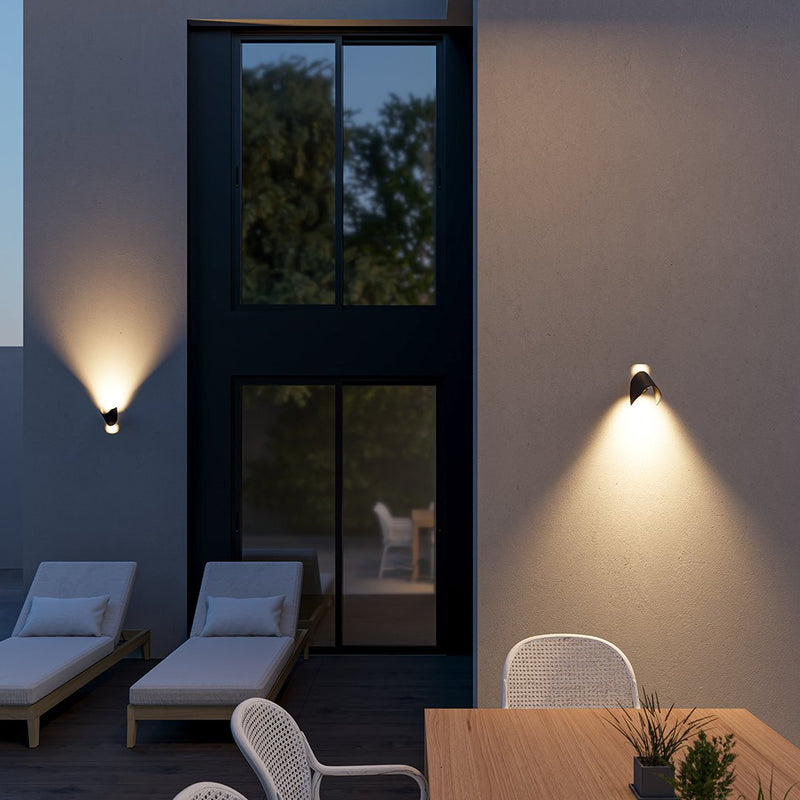 LED Wandleuchte AXIVIA | Schwenk- & neigbar | Warmweiß 2700K | IP65 Außenbereich | 16,5x10,5x11,5 cm