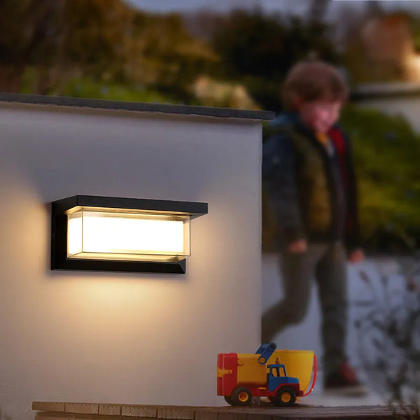 LumaVera LED Wandleuchte | Wetterfest & Energieeffizient | Warmweißes Licht | Modernes Design