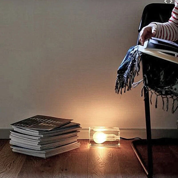 Clarylume Glas-Tischlampe | Blendfreie LED-Leuchte | Kristallklares Design | Für Schlafzimmer, Büro & Wohnzimmer