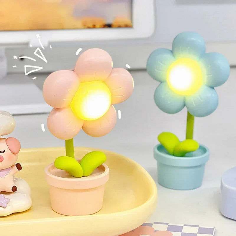 Tischlampe Florya BloomLight | Blütenform | Sanftes Stimmungslicht | Kompakt & Dekorativ | Für Schlafzimmer, Wohnzimmer & Kinderzimmer