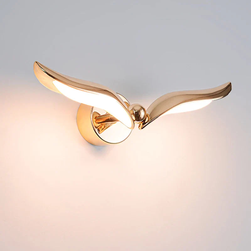 Marilux Wandleuchte Möwenform | Goldoptik | Warmes Licht | 36×23 cm | Maritimes Design