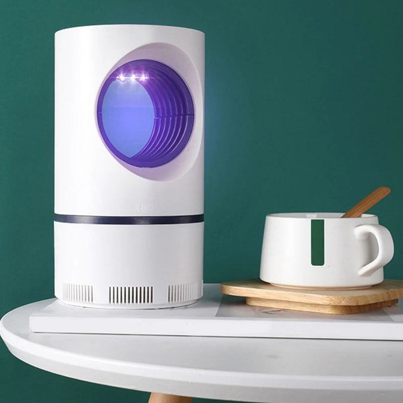 Nuvora UV Mückenlampe Elektrisch | Leise & Chemiefrei | Für Innenräume | Mit USB & Auffangschale