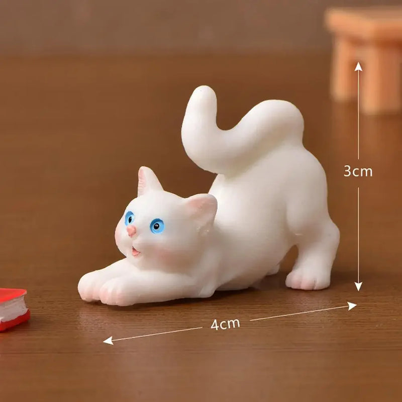 Mini Katzenfigur | Realistische Deko | Kunststoff | 1–4,5 cm | Vielseitiges Ornament