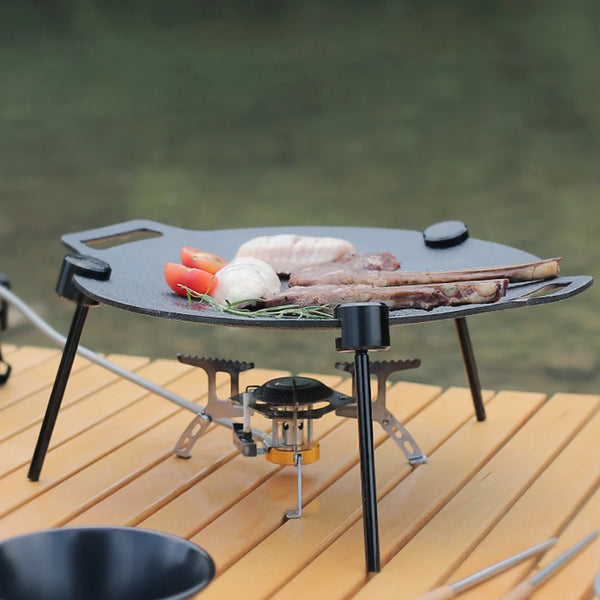 Dreibein-Grillgestell FireTrek TripodFlex | Höhenverstellbar & faltbar | Mit Kette & Tasche | Für Outdoor & Camping | 60 cm Kettenlänge