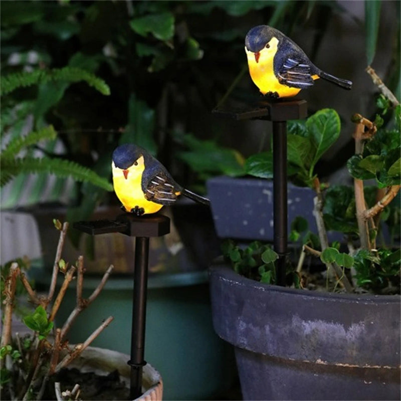 Luminavia | Solar Vogel Gartenleuchte | LED Tierfigur aus Harz | Wetterfest & dekorativ