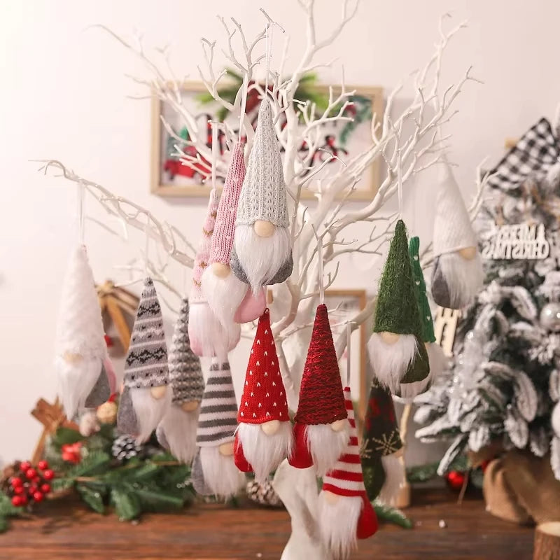 NordiTomte Weihnachtswichtel 3er-Set | Strickstoff & Plüsch | Hängedeko für Weihnachtsbaum & Zuhause | Skandinavische Gnome