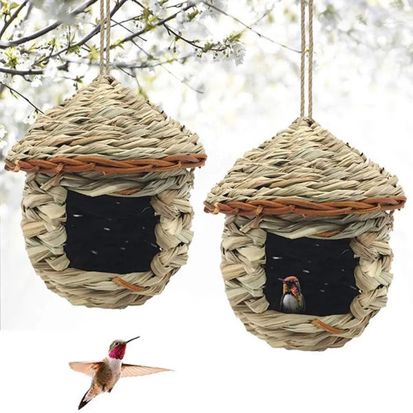 Nestoria | Handgeflochtenes Vogelhaus aus Hibiskusgras | Natürliches Nist- & Brutnest für den Garten | Wetterfest & Atmungsaktiv