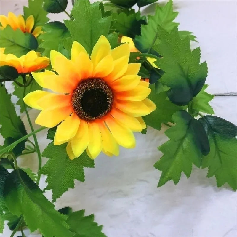 Floraviva SunVine Sonnenblumen-Girlande Künstlich | 2,6 m Länge | 12 Blüten Ø 8 cm | Für Hochzeit, Balkon & DIY-Deko