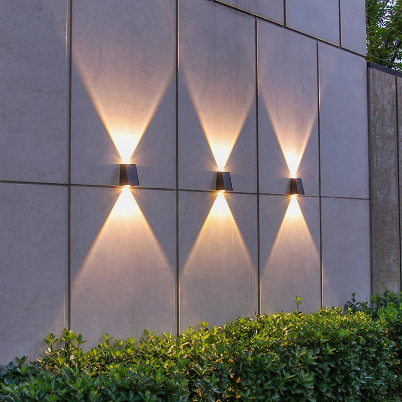 Solar Wandleuchte SolarBeam Duo | Up & Down Light | Intelligente Lichtsteuerung | Wetterfest