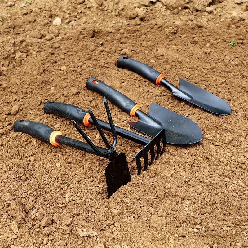 TerraGrip Gartengerät 2-in-1 Hacke & Rechen | Robustes Kombi-Werkzeug mit 5 Zinken | Aus Karbonstahl | Für Beetpflege & Unkrautentfernung
