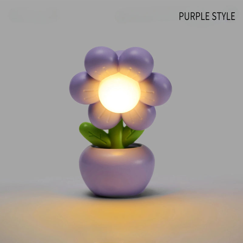 Lumiflower | Mini LED Blumentopf Nachtlicht | Batteriebetrieben | 5,5 x 4 x 10,3 cm