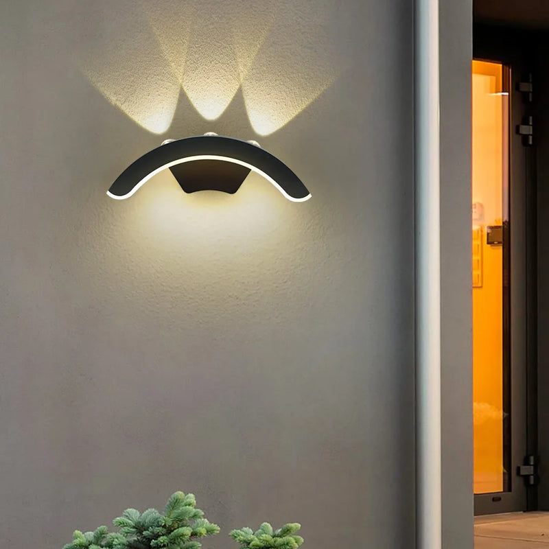 LumiVera LED Wandleuchte | Warmweißes Licht | 10W | Für Innen & Außen | Schwarz